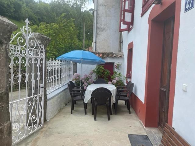 El Requexu De Rales Villa Rales  Luaran gambar