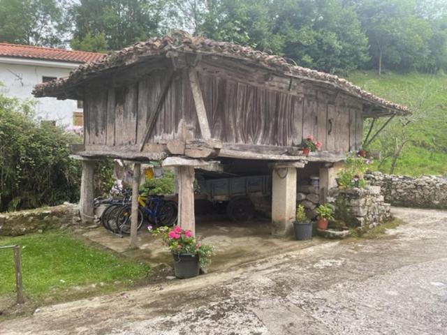 El Requexu De Rales Villa Rales  Luaran gambar